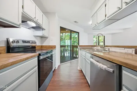 834 New Kent Place Cary NC 27511