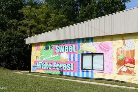 154 N White Street Wake Forest NC 27587