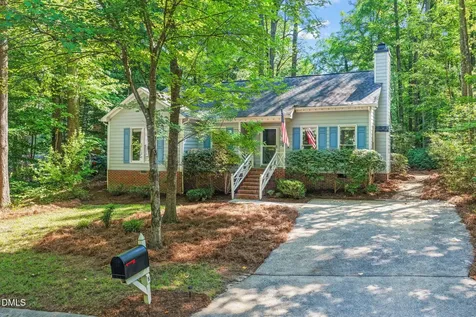 5 Briarfield Court Durham NC 27713