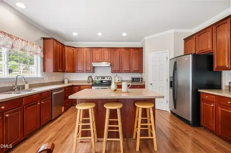 1128 Woodlands Creek Way Apex NC 27502