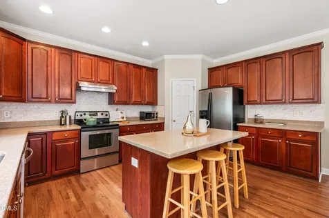 1128 Woodlands Creek Way Apex NC 27502