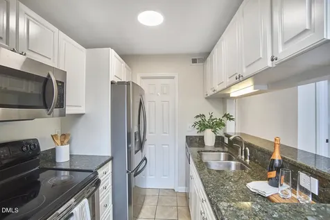 1005 Kingswood Drive Chapel Hill NC 27517