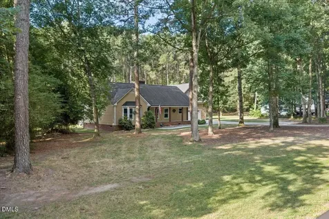 160 Baron Circle Youngsville NC 27596