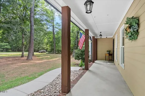 160 Baron Circle Youngsville NC 27596