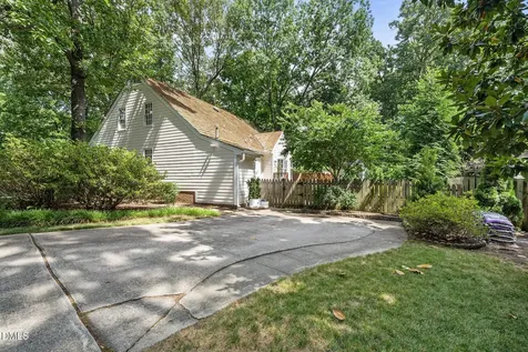 2217 Middlefield Court Raleigh NC 27615