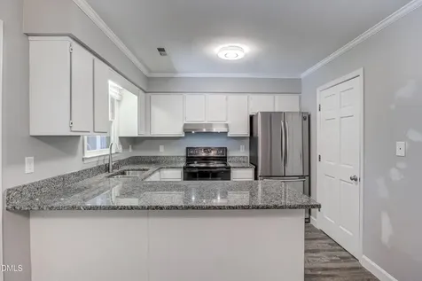5519 Hamstead Crossing Raleigh NC 27612