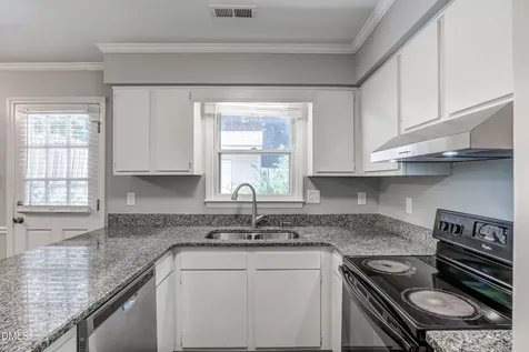 5519 Hamstead Crossing Raleigh NC 27612