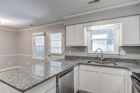 5519 Hamstead Crossing Raleigh NC 27612