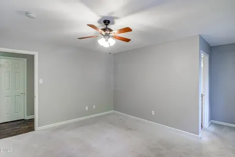5519 Hamstead Crossing Raleigh NC 27612