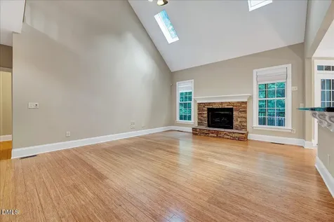 1006 Chatham Court Youngsville NC 27596