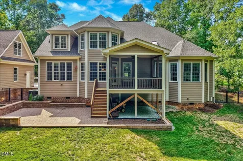 1006 Chatham Court Youngsville NC 27596