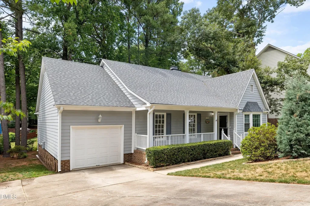 2713 Hiking Trail Raleigh NC 27615