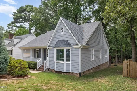 2713 Hiking Trail Raleigh NC 27615
