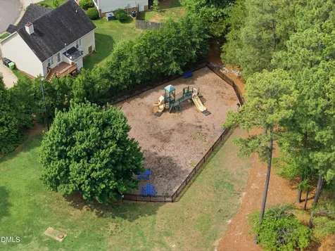 2713 Hiking Trail Raleigh NC 27615