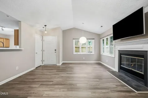 4217 Pin Oak Drive Durham NC 27707