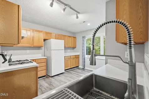 4217 Pin Oak Drive Durham NC 27707
