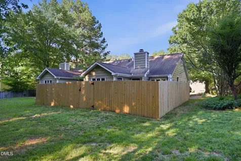 4217 Pin Oak Drive Durham NC 27707