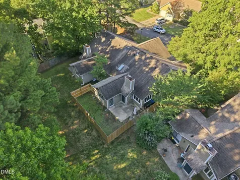 4217 Pin Oak Drive Durham NC 27707