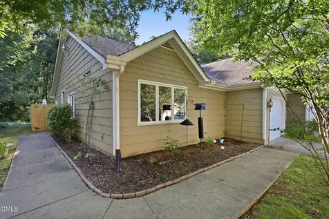 4217 Pin Oak Drive Durham NC 27707