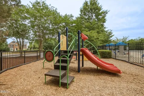 213 Sea Biscuit Lane Apex NC 27539