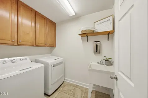 213 Sea Biscuit Lane Apex NC 27539