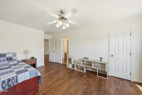 213 Sea Biscuit Lane Apex NC 27539