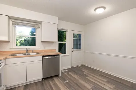 2209 Quartz Court Raleigh NC 27610