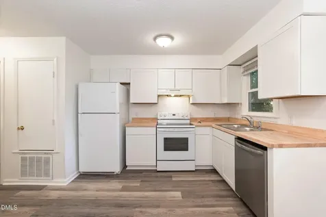 2209 Quartz Court Raleigh NC 27610