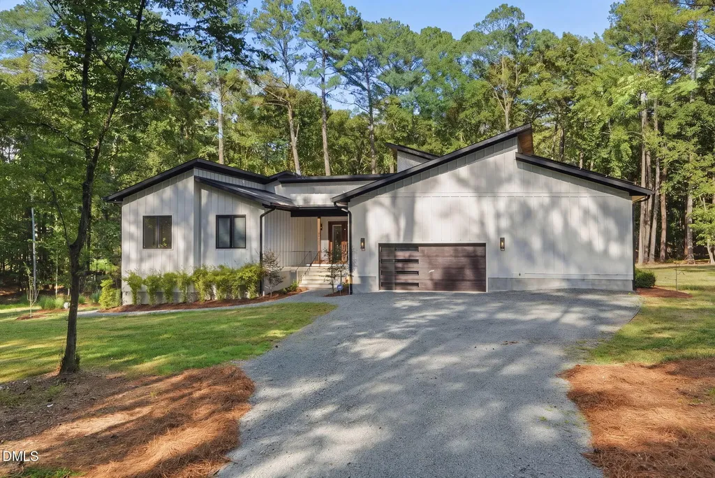 4628 Hibiscus Lane Chapel Hill NC 27516
