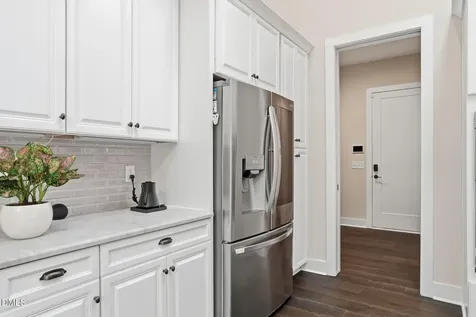 4628 Hibiscus Lane Chapel Hill NC 27516