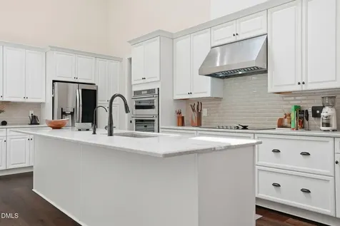 4628 Hibiscus Lane Chapel Hill NC 27516