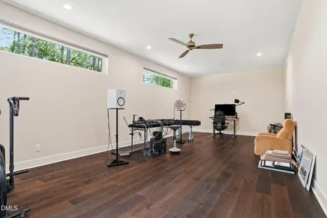 4628 Hibiscus Lane Chapel Hill NC 27516