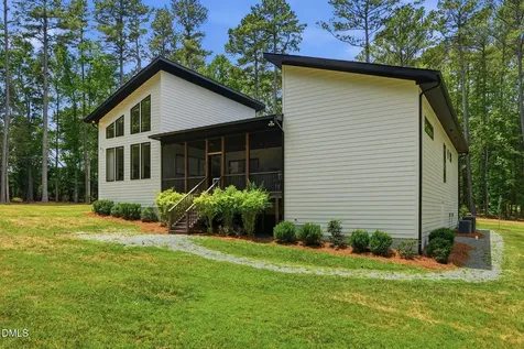 4628 Hibiscus Lane Chapel Hill NC 27516