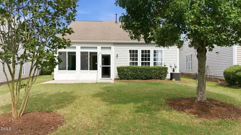 537 Tomkins Loop Cary NC 27519