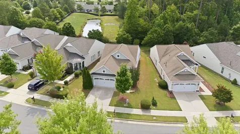 537 Tomkins Loop Cary NC 27519