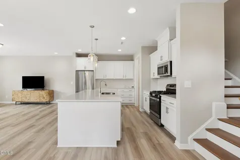 8015 Windthorn Place Cary NC 27519