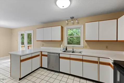 5112 Simmons Branch Trail Raleigh NC 27606