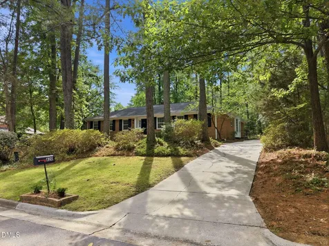 820 Emory Drive Chapel Hill NC 27517