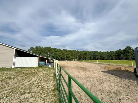 113 Pine Log Lane Roseboro NC 28382