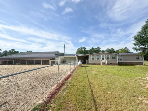 113 Pine Log Lane Roseboro NC 28382