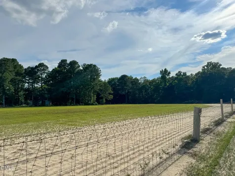113 Pine Log Lane Roseboro NC 28382