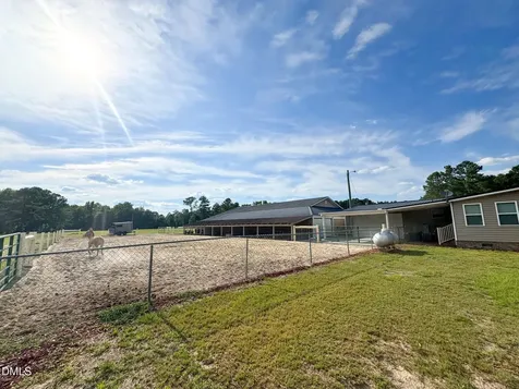 113 Pine Log Lane Roseboro NC 28382