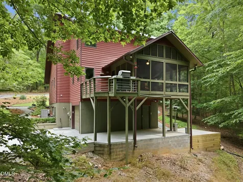 1056 Beaver Dam Road Chapel Hill NC 27517