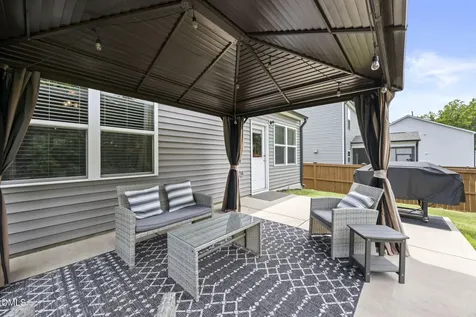 2053 Water Marsh Trail Fuquay Varina NC 27526
