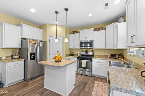 1033 Leatherstone Lane Fuquay Varina NC 27526