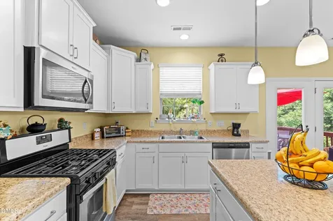 1033 Leatherstone Lane Fuquay Varina NC 27526