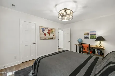 3516 Ranlo Drive Raleigh NC 27612