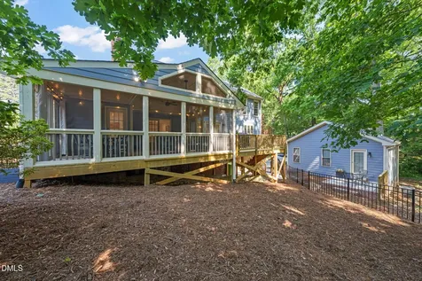 3516 Ranlo Drive Raleigh NC 27612