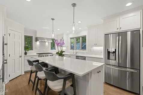 3516 Ranlo Drive Raleigh NC 27612
