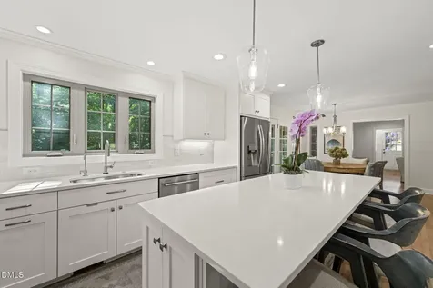 3516 Ranlo Drive Raleigh NC 27612